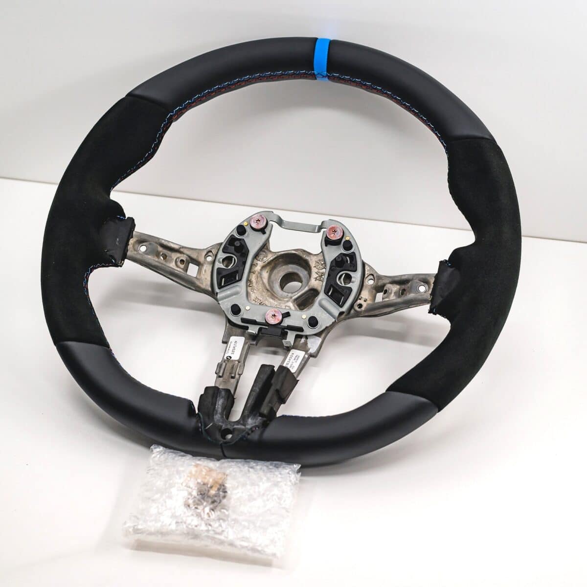OEM BMW M Performance steering wheel - 32302413014 – Bild 9