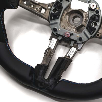 Alternative view of OEM BMW M Performance steering wheel - 32302413014