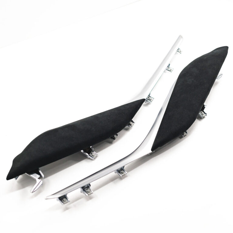 OEM M Performance kneepads for BMW G series 51955A27343 side by side on a white background