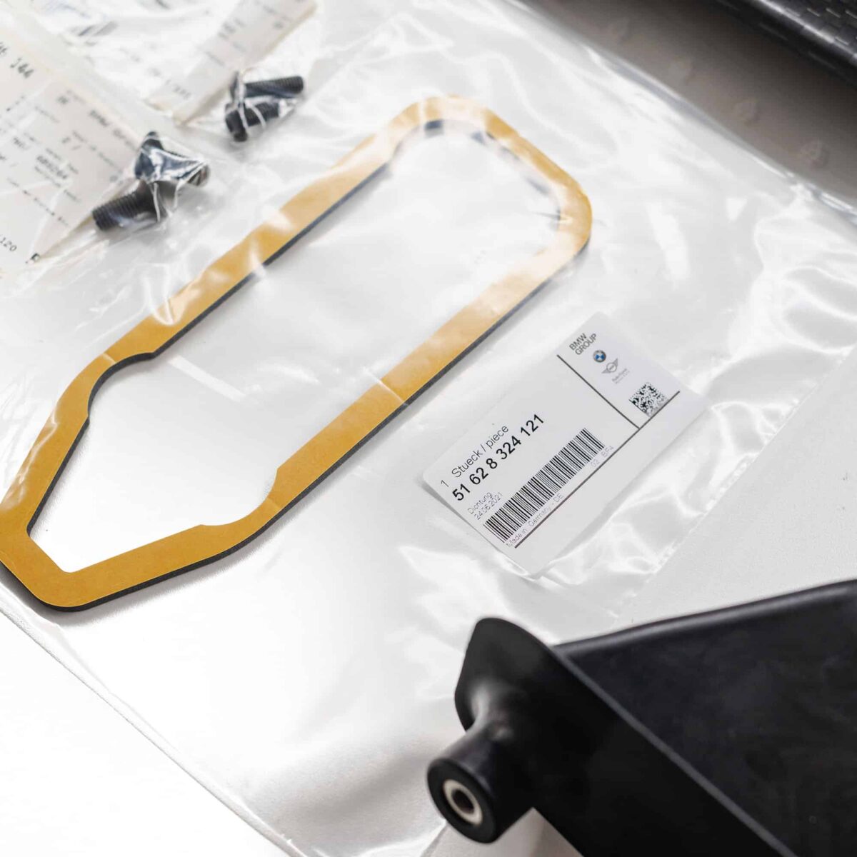 OEM BMW Motorsport M2 CS carbon racing wing - 51628324118 - Image 5