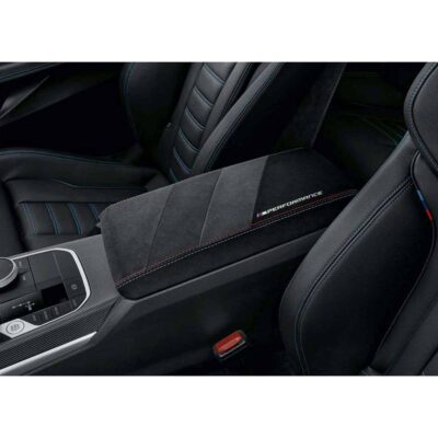 paddleshifterz oem bmw m performance alcantara armlehne installiert in einem BMW