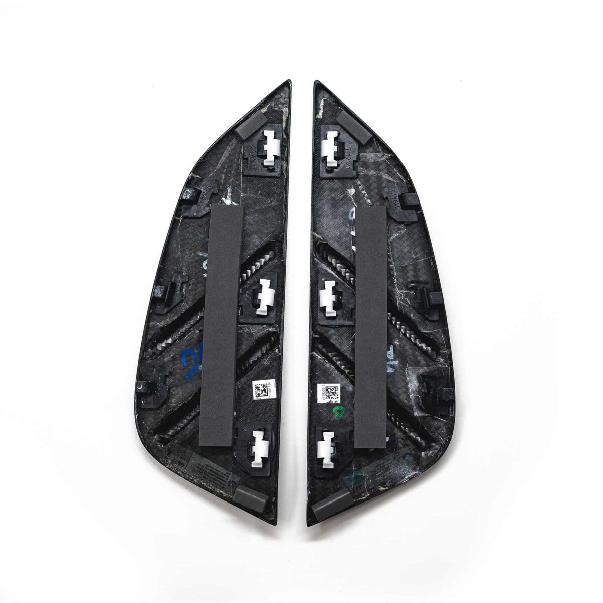 OEM BMW M Performance G80/G81 M3 carbon fiber side gills - Image 2