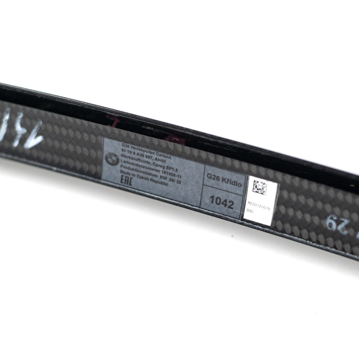 OEM BMW M Performance Carbon rear spoiler - 51195A36997 – Bild 6