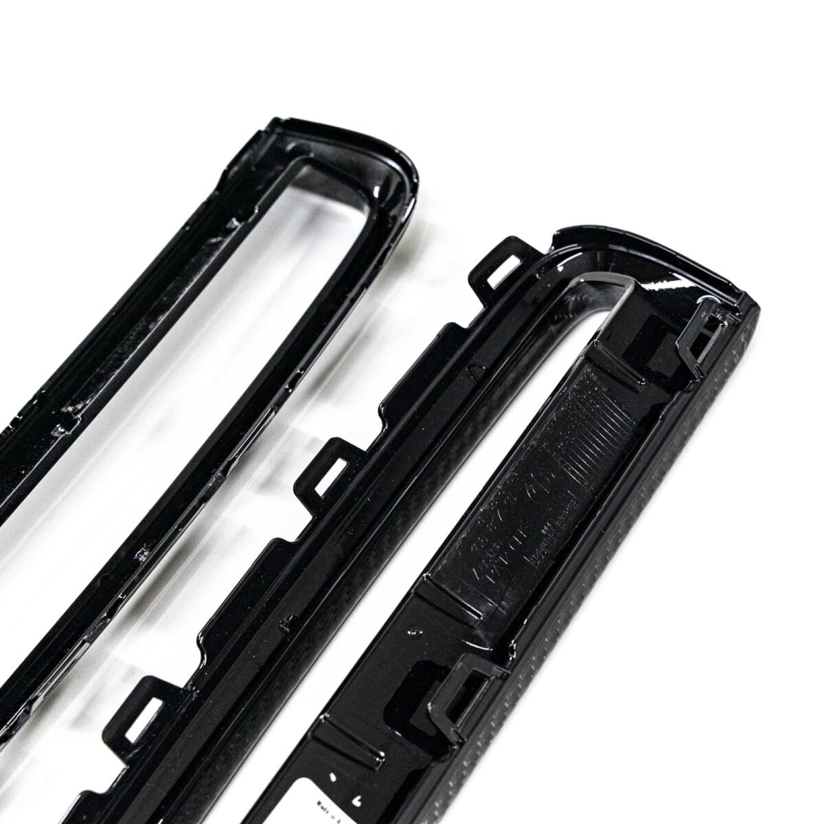 OEM BMW M Performance carbon fiber front side vents G26 - Image 3