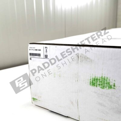 Box of the OEM BMW M Perf F90 LCI Carbon front grille – 51712469540