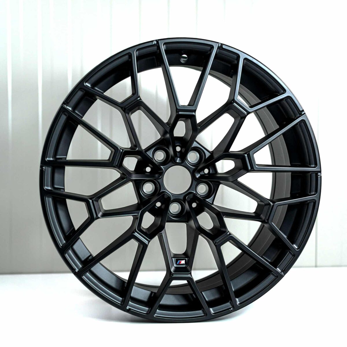 OEM BMW 827M wheel black matte 9,5JX19 ET20 - 36108093840 – Bild 3