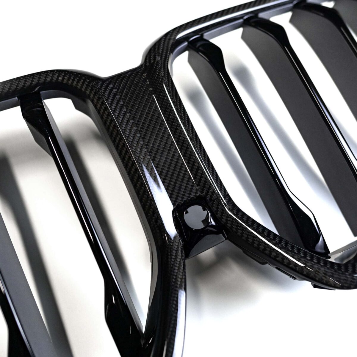 OEM BMW M performance carbon fiber grille G06 - 51712467265 - Image 3