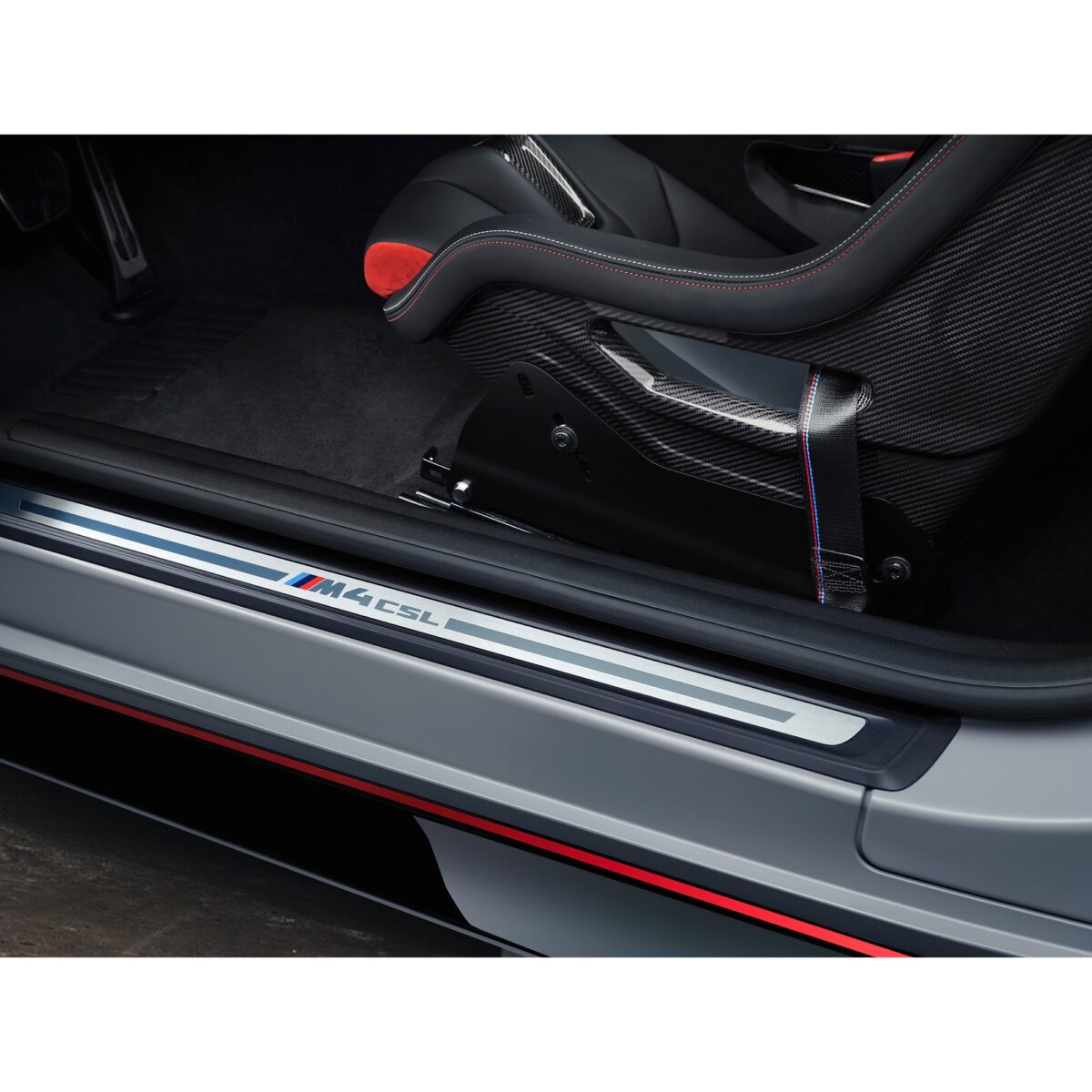 OEM BMW M4 CSL Türschwellerverkleidung - 51 47 8 086 133