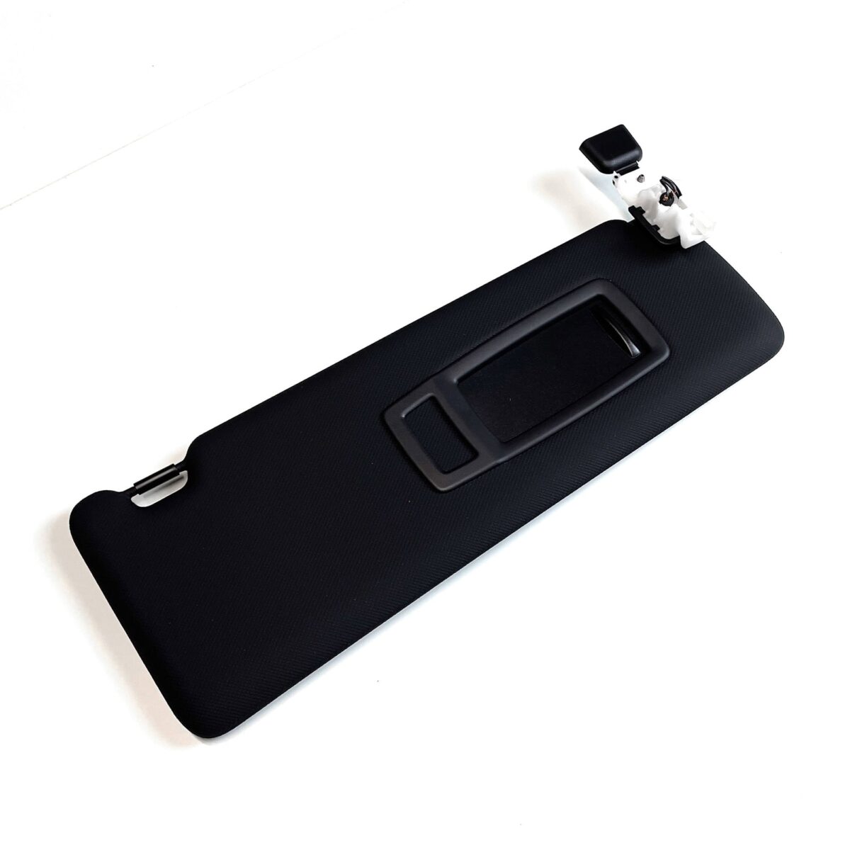 OEM BMW F3X/F8X Black Sun visor set, without safety labels - Image 5