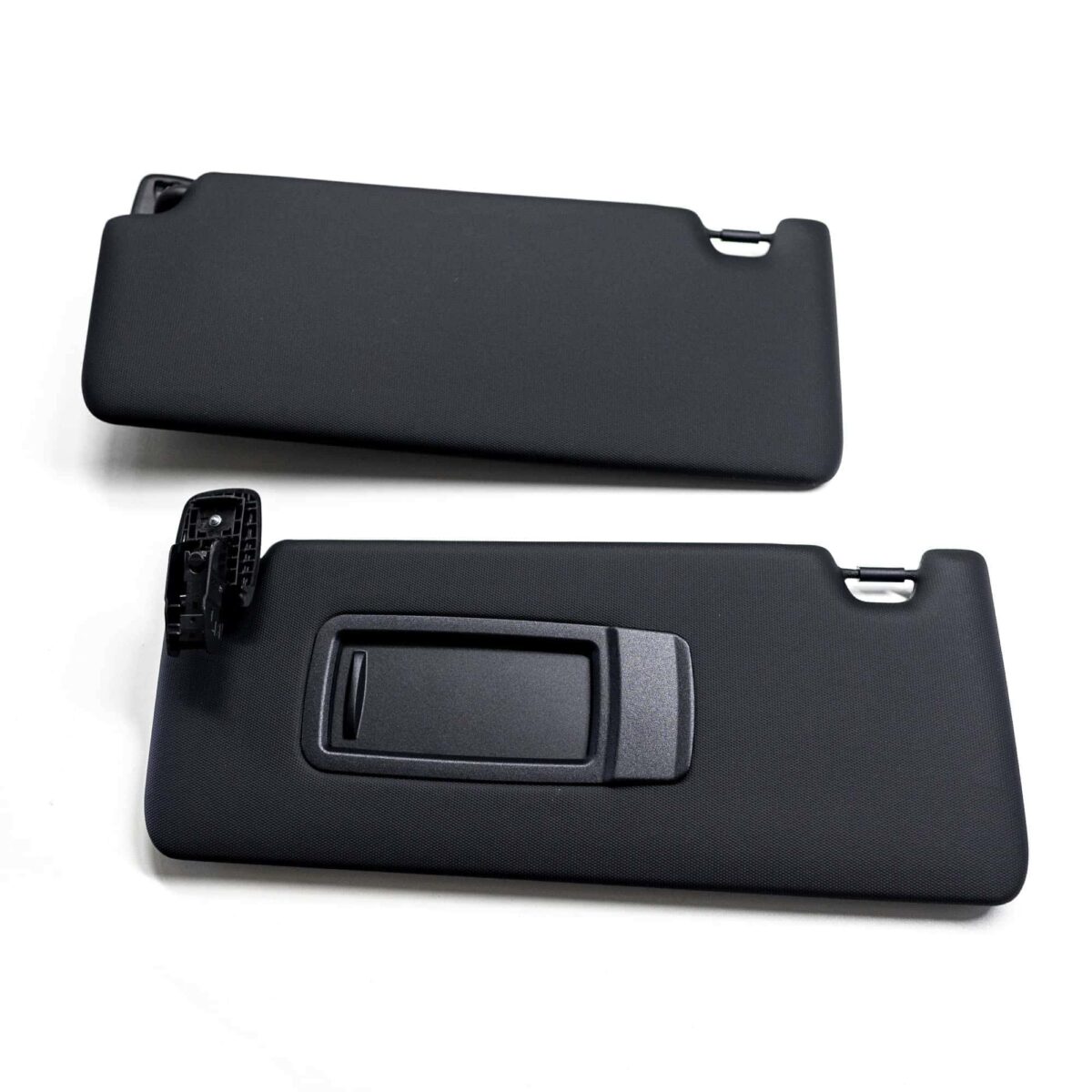 OEM BMW G82/G87 Black Sun visor set (without safety labels) – Bild 3
