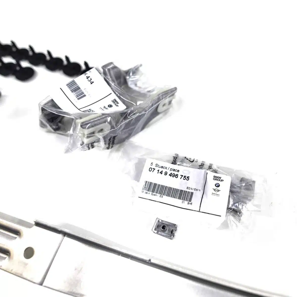 OEM BMW G82 M4 CSL Front lip - 51758085420 