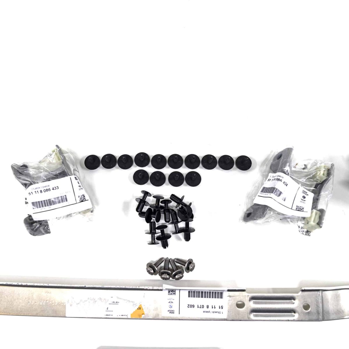 OEM BMW G82 M4 CSL Front lip - 51758085420 - Image 9
