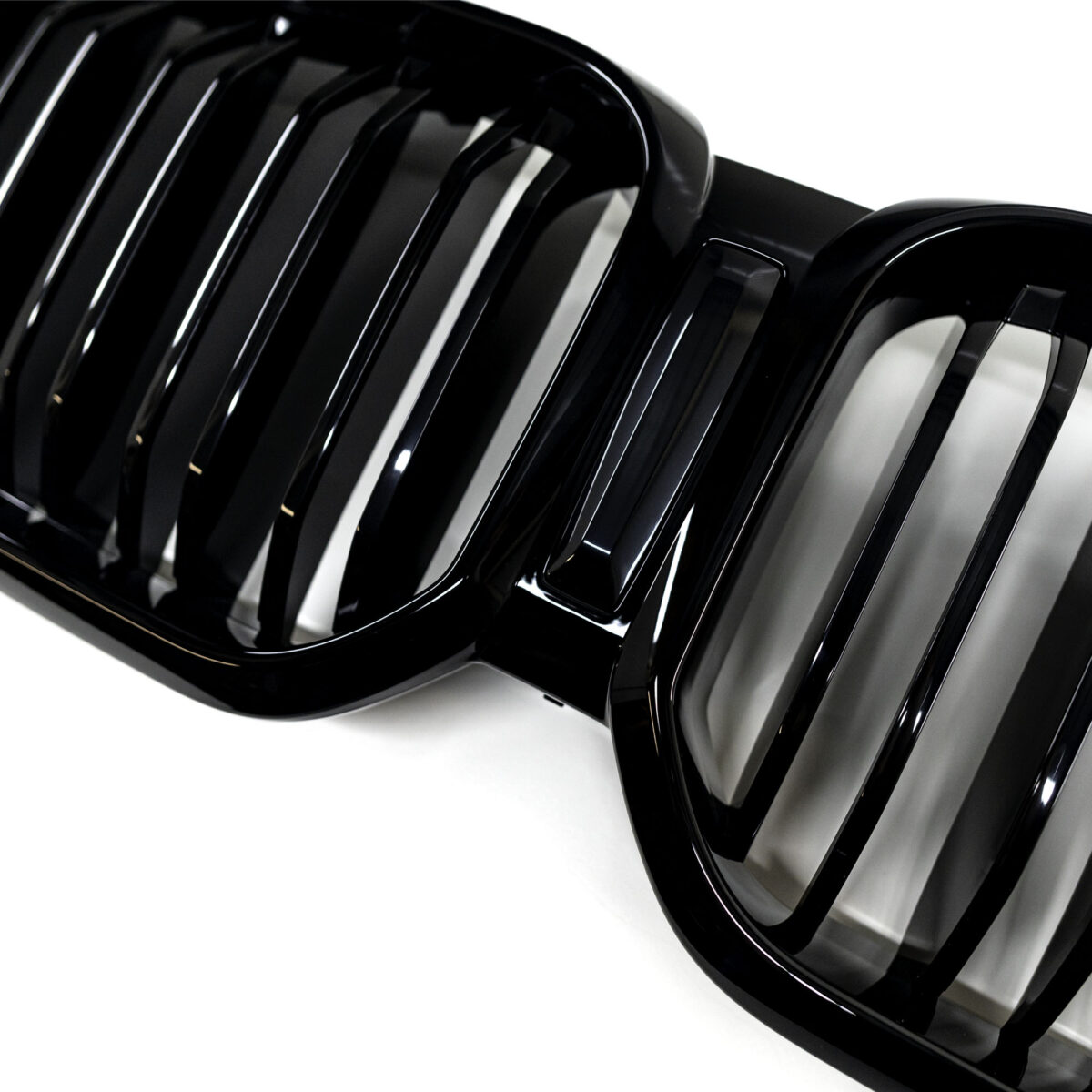 OEM BMW M-Sport X3/X4 LCI black grille - 51135A36BC9-51135A36BD0 - Image 10
