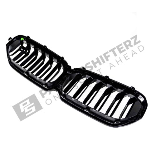 OEM BMW F90 M5 Competition gloss black Grille - 51138082107 side back shot