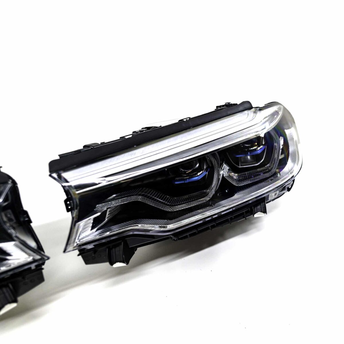 OEM BMW G30/F90 pre-LCI laser light retrofit kit 63135A07801 - Image 13