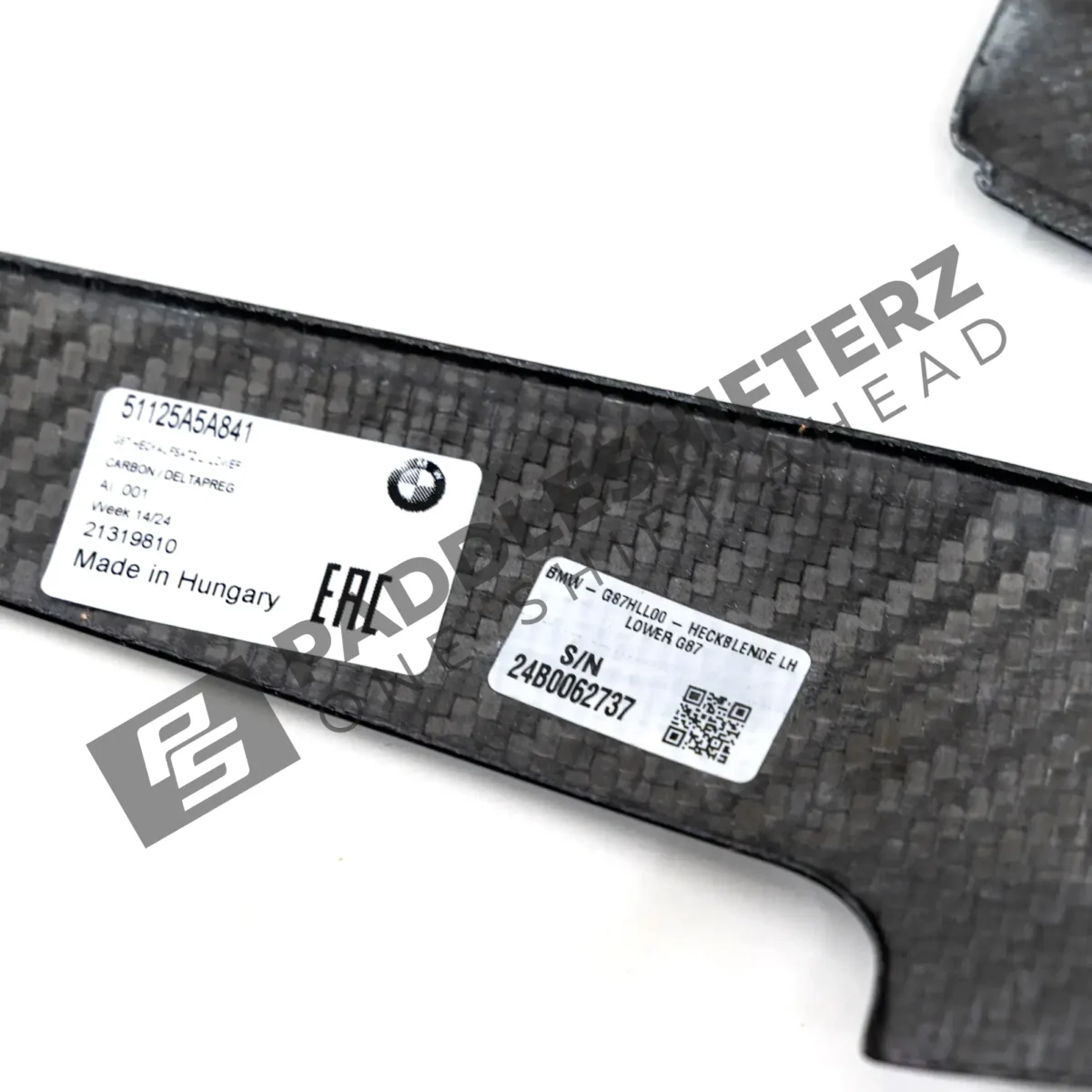 OEM BMW G87 carbon rear attachments 51125A66162-51125A66161 - Imagen 8