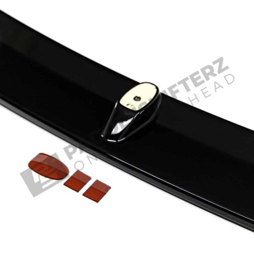 Close up of the middle of OEM BMW M Performance G87 M2 black roof spoiler 51625A63C67