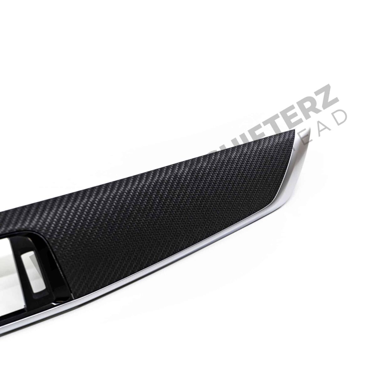 Lange Kante der PaddleShifterz OEM BMW M2 Carbonfaser Armaturenbrettverkleidung - 51458073751