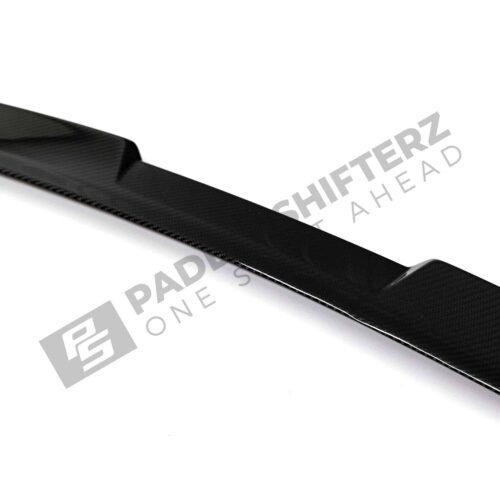 Close up of OEM BMW M Performance Carbon fiber spoiler G60 - 51625A79E68