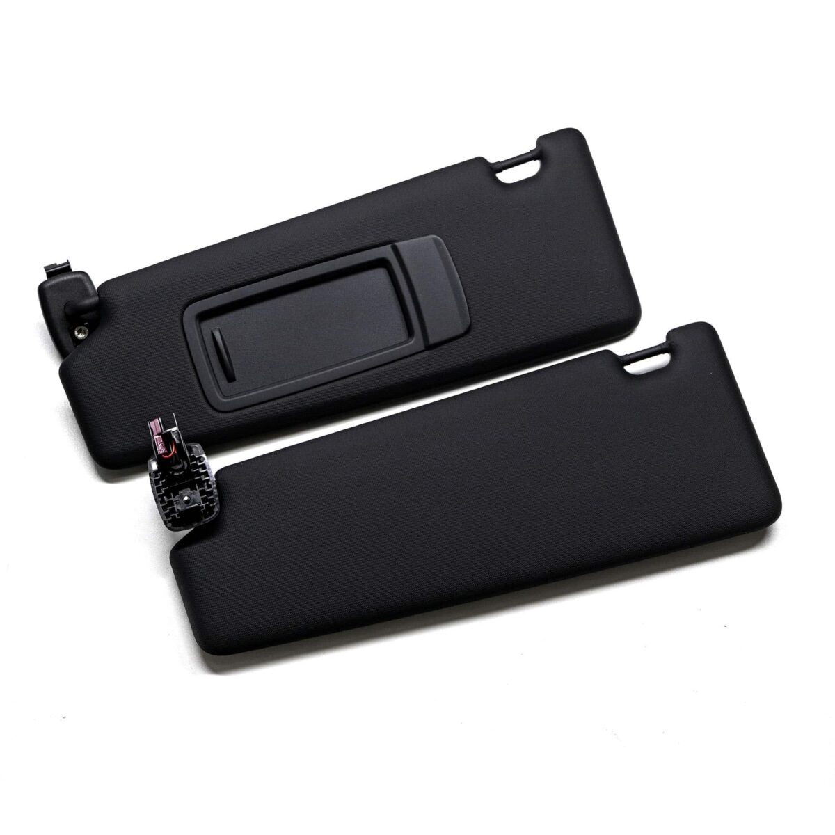 OEM BMW G60 Black Sun visor set, EU - without safety labels - Image 6