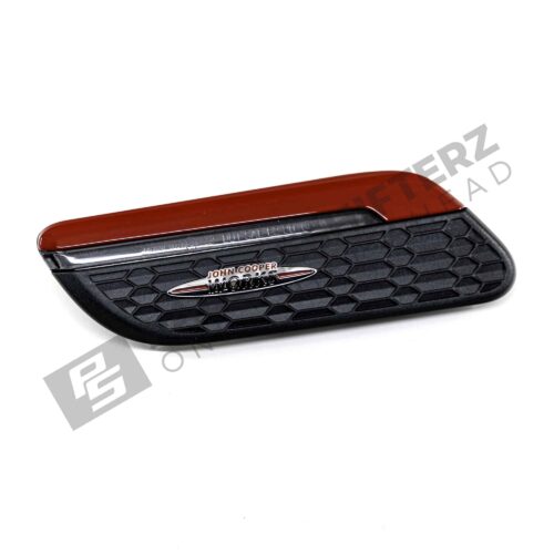 Right side of OEM MINI JCW Side fender turn signals LCI2 63179879005-63179879006