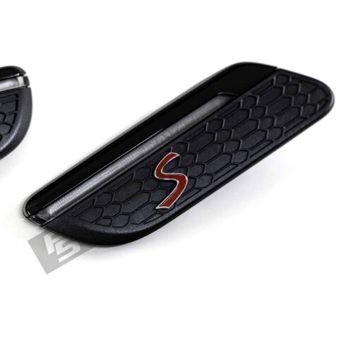 Side view of single OEM MINI Side fender turn signals LCI2 - 63175A204E5-63175A204E6