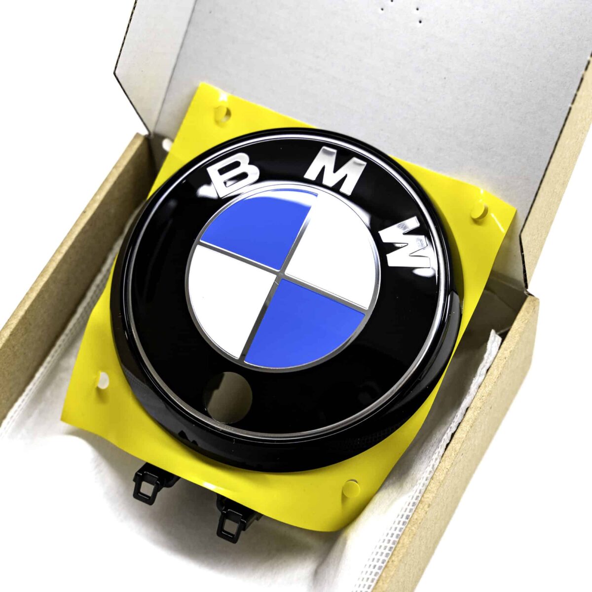 OEM BMW Gloss black rear emblem with camera hole 51147887227 - Image 8