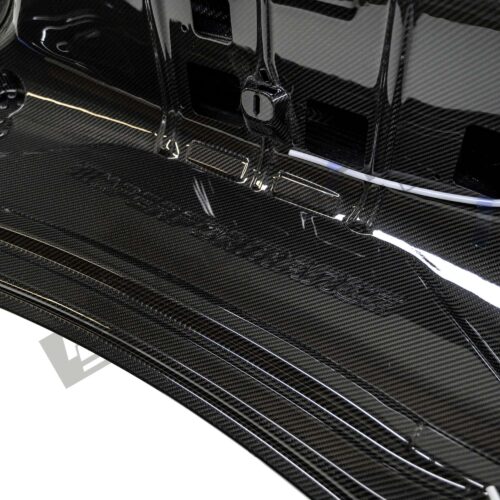 OEM BMW M Performance Carbon fiber trunk lid - 41622460278 close up shot of the rear