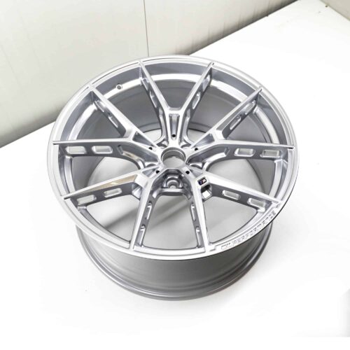 Top view of the OEM BMW M Performance 1063M Rear 10,5Jx21ET20 - 36108089392