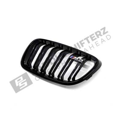 OEM BMW glänzend schwarzer Frontgrill für F87 M2 51712355448 rechte Seite Schuss von der rechten Seite