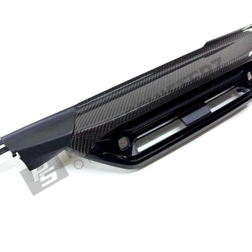Close up shot of the vents of the OEM BMW LCI Carbon fiber dashboard trim LHD – 51459633604