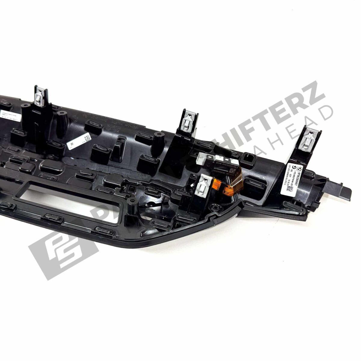 Showing clips of the OEM BMW LCI Carbon fiber dashboard trim LHD – 51459633604