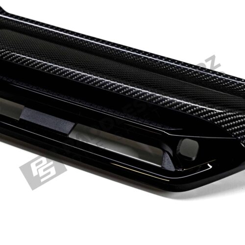 Front shot of the air vents on the OEM BMW LCI Carbon fiber dashboard trim RHD - 51459633605