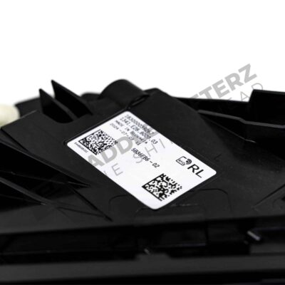 Nahaufnahme des Etiketts von OEM BMW M4 CS LCI LED Scheinwerfer rechts - 63115B36FB6