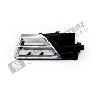 Front view of OEM BMW LCI Fresh air grille driver's side cover G2X, G8X 51459633611