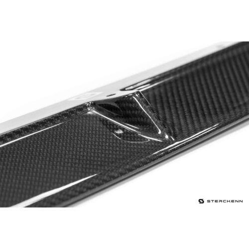 Center close up of Sterckenn Carbon fiber front lip, spoiler for F95 X5M