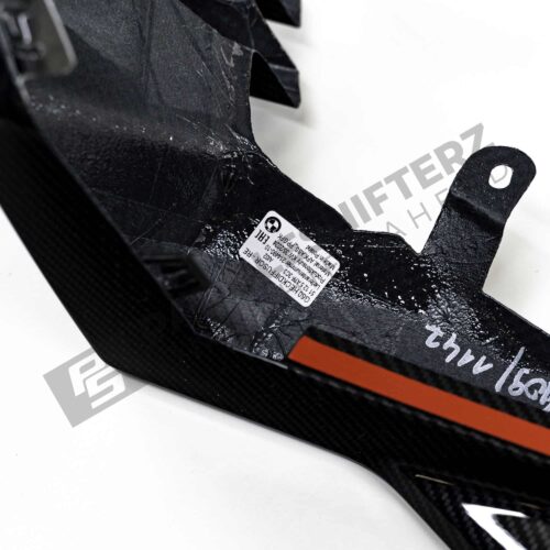 OEM BMW M Performance Carbon fiber diffuser right - 51125A7F3C3 label view