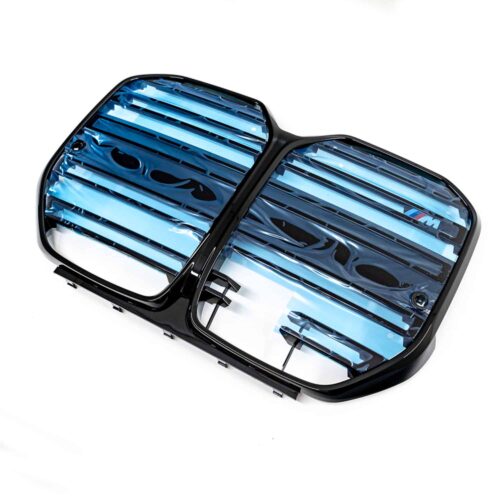 OEM BMW G26 Shadowline Front Grille LCI 51135A55DC2 side