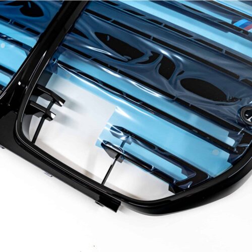 OEM BMW G26 Shadowline Front Grille LCI 51135A55DC2 front camera hole