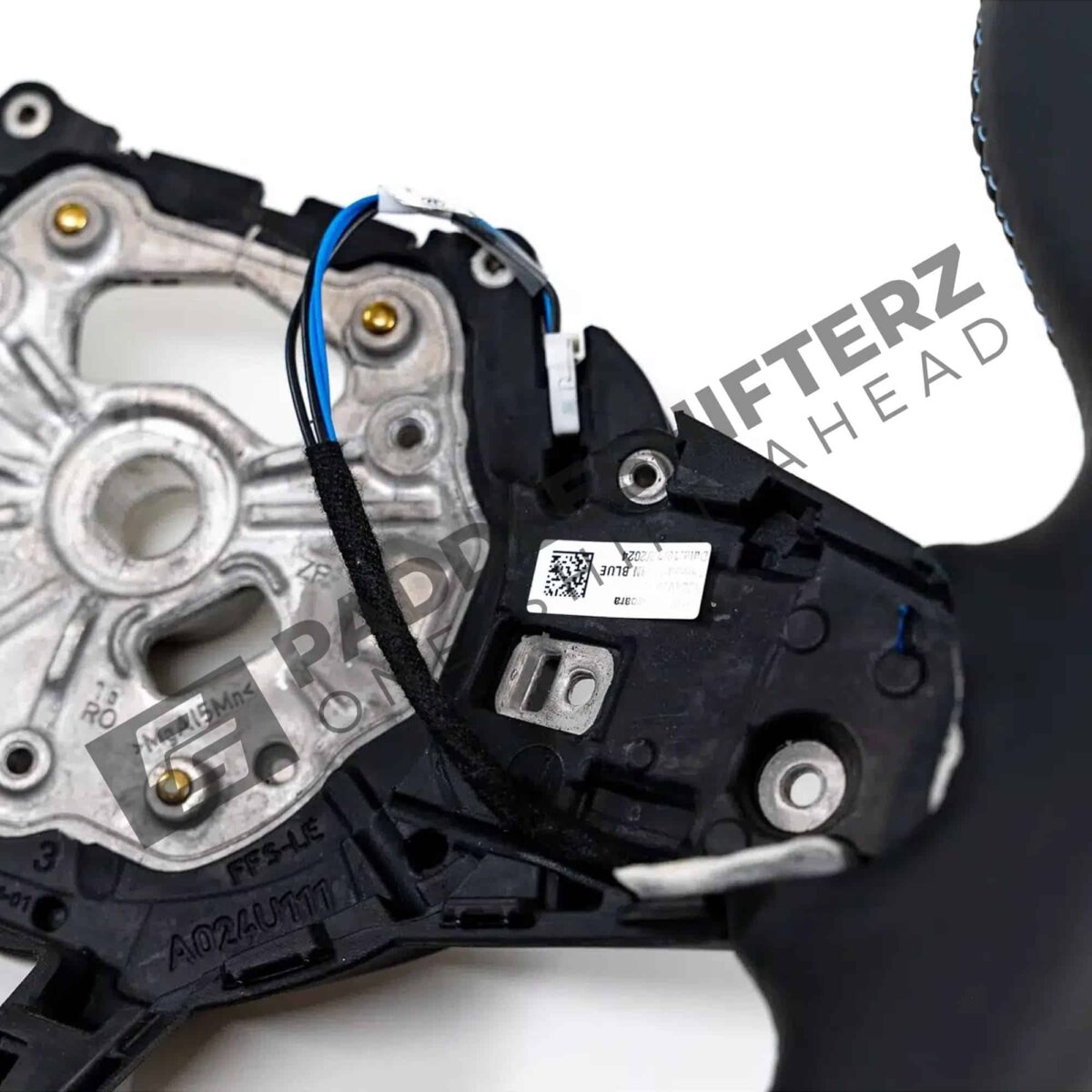OEM BMW M Flat bottom leather steering wheel - 32305A8A904 - Image 4