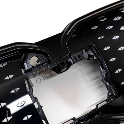 OEM BMW Shadow line front grille X2 U10 - 51135A4B3D4 center close up