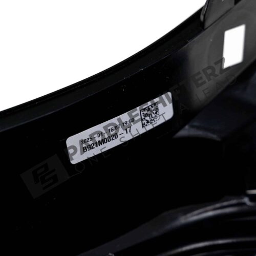 OEM BMW Shadow line front grille X2 U10 - 51135A4B3D4 close up label