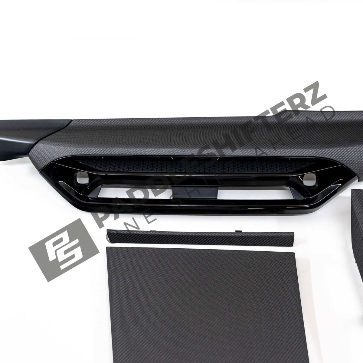 OEM BMW M Performance LCI Carbon-Kit - 51459642614 Mittelstück