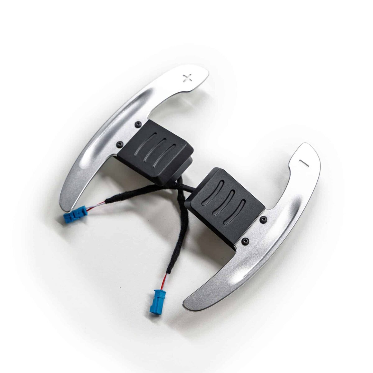 Magnetic aluminium paddle shifters for BMW GX and Supra - Image 6