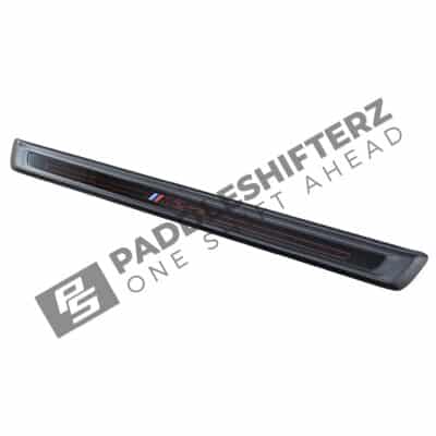 Seitenansicht der OEM BMW G87 M2 CS Einstiegsleisten - 51477874080