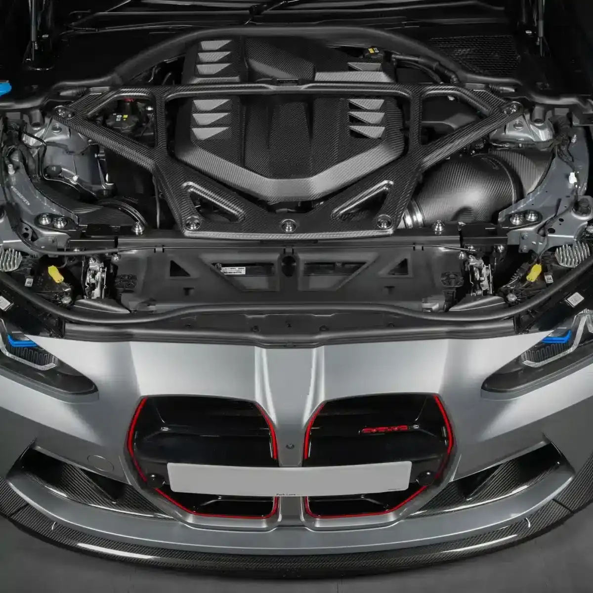 Eventuri Carbon Fiber Strut brace - in a BMW G82 M4 CSL