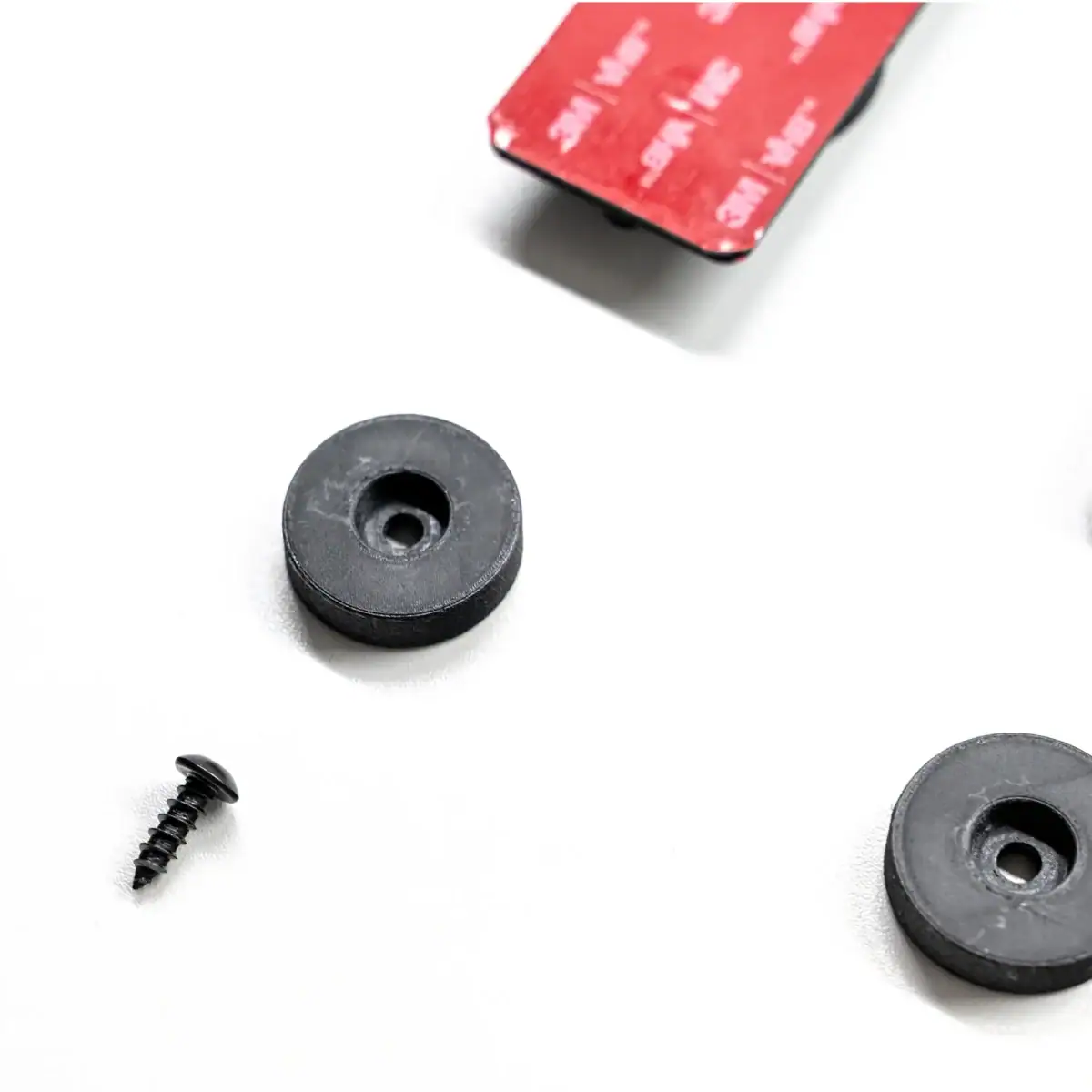 PaddleShifterz Magnetic License Plate Holder Kit Rear plate single close up