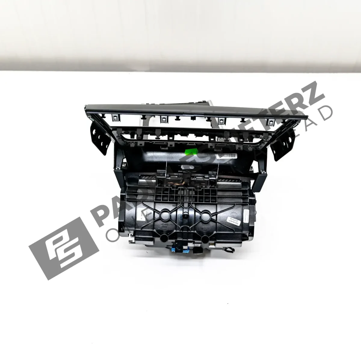 OEM BMW Carbon fiber center console - 8 series - Image 7