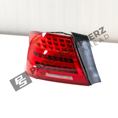 OEM BMW E92 M3 LCI Rear light side panel left - 63217251957 - Imagen 2