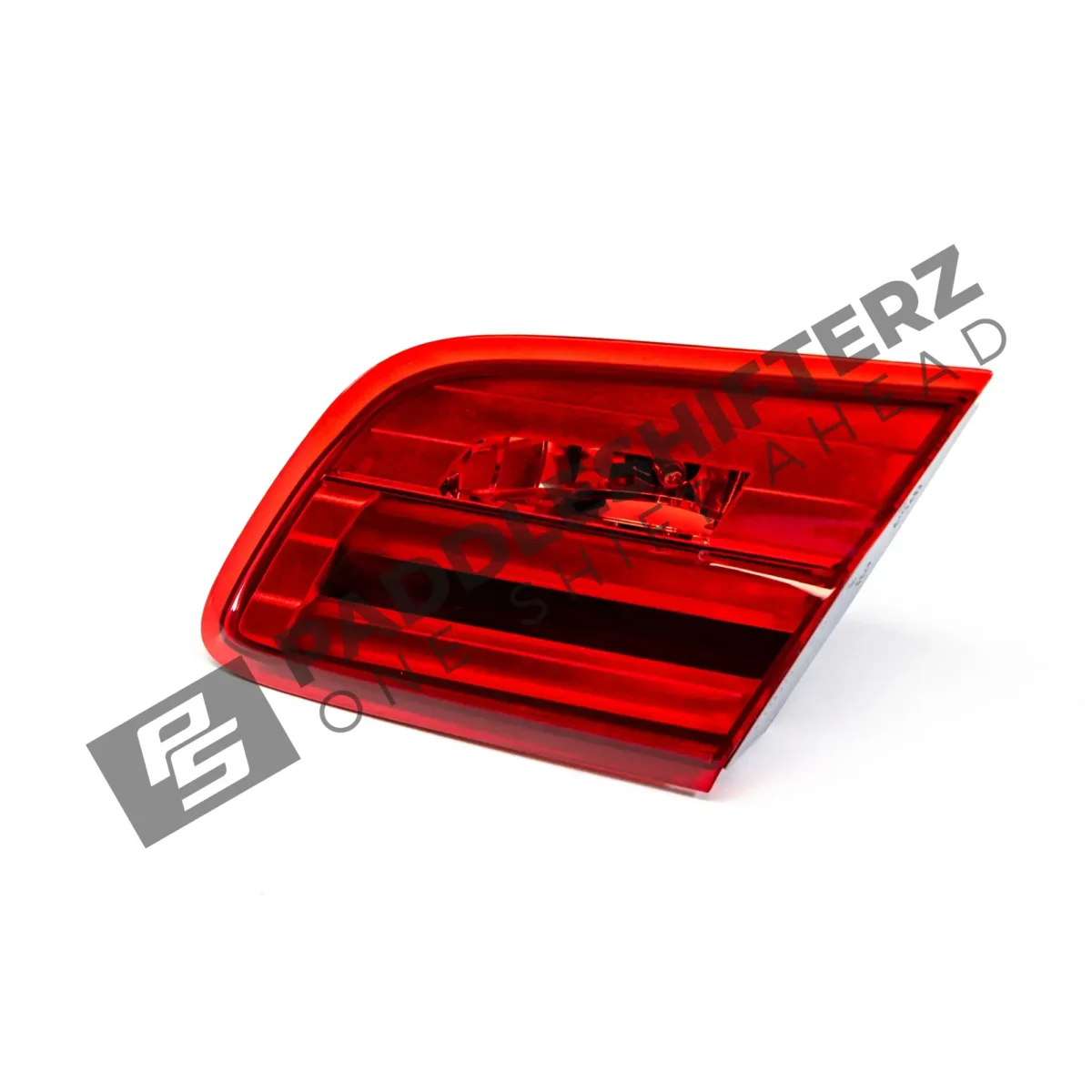 OEM BMW E92 M3 LCI Rear light trunk lid right - 63217252780 - Image 2